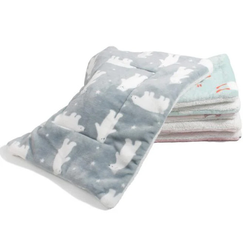 Double sided blanket mat