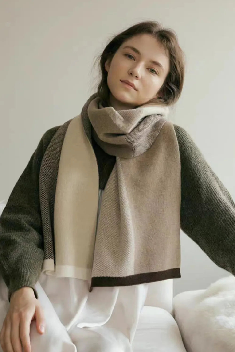 Thermal Contrast Acrylic Scarf - photo 5