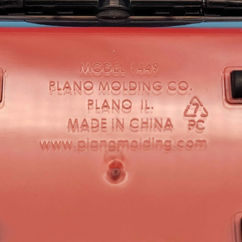 Plano Waterproof Case 6.5" x 4.67" x 2" Red/Clear - photo 3