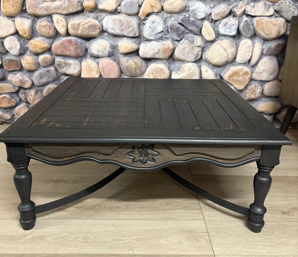 Rustic Farmhouse pine coffee table - photo 3