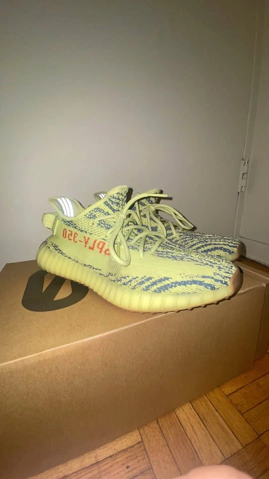 Adidas Yeezy Boost 350 V2 Semi Frozen Yellow