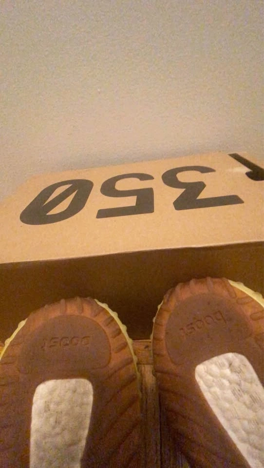 Adidas Yeezy Boost 350 V2 Semi Frozen Yellow - photo 5