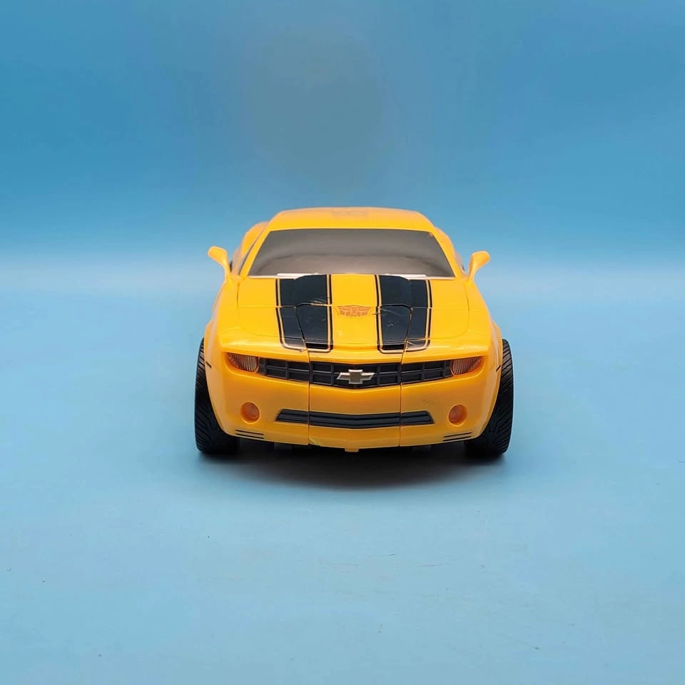 Transformers Movie (2007) Ultimate Bumblebee 13 inch Figure - photo 2