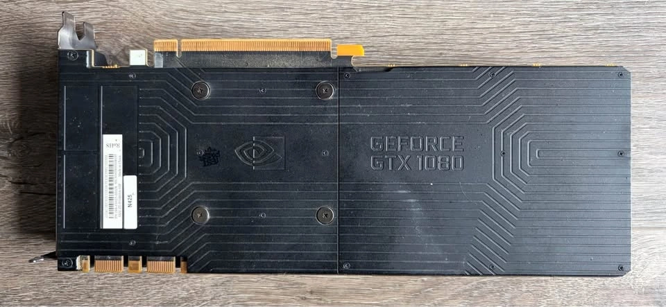 GeForce GTX 1080 - photo 2
