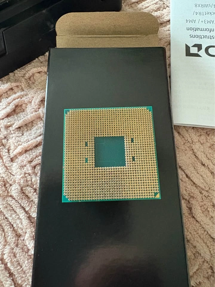 AMD Ryzen 5 3400G Bundle w/ Upgraded RGB Wraith Prism Cooler - photo 3