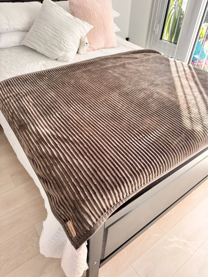 Throw Blanket Koolaburra by UGG Ribbed 48” x 70” - photo 3