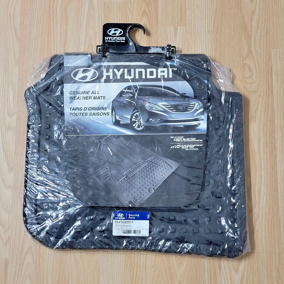 Hyundai Genuine OEM 2014+ Elantra All Weather Rear Floor Mats