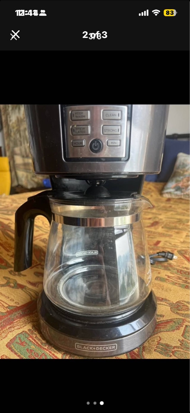 Black and Decker Coffee Maker - photo 2