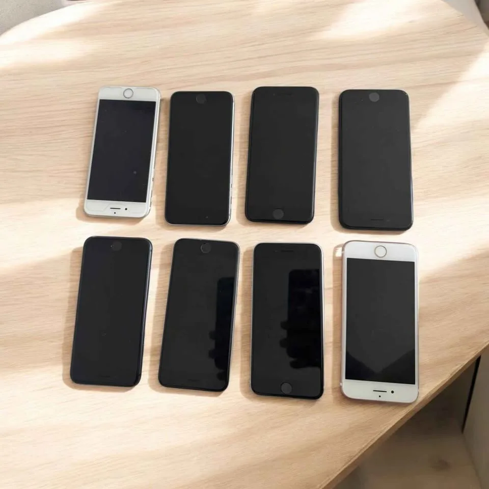 Apple iPhones for sale thumbnail