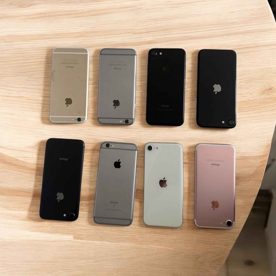 Apple iPhones for sale - photo 2