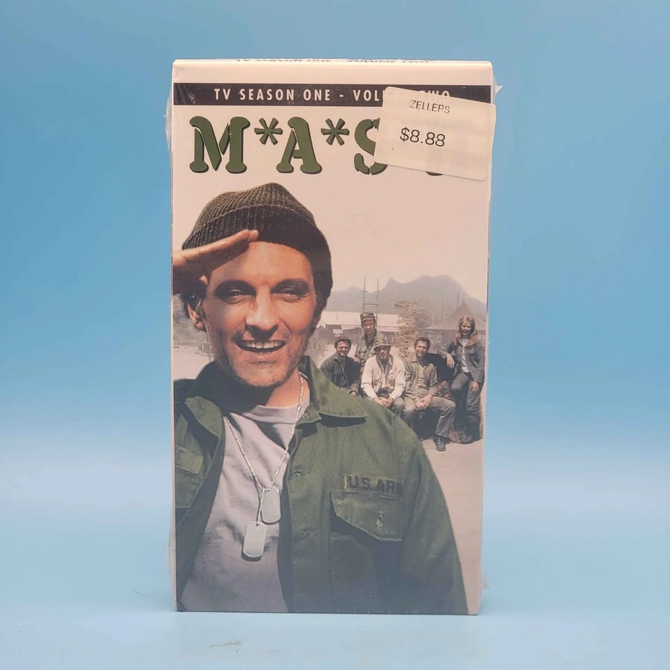 M*A*S*H TV Series - Season 1 (3 VHS Tapes) - photo 4