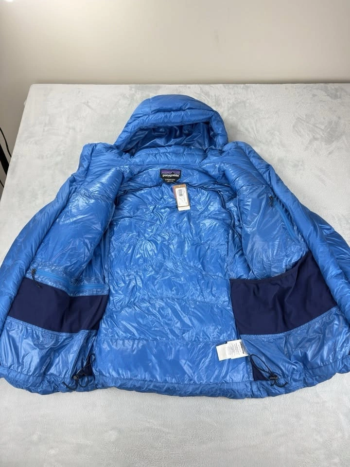 Patagonia NWT Fitz Roy Down Parka Women Small Endless Blue - photo 4