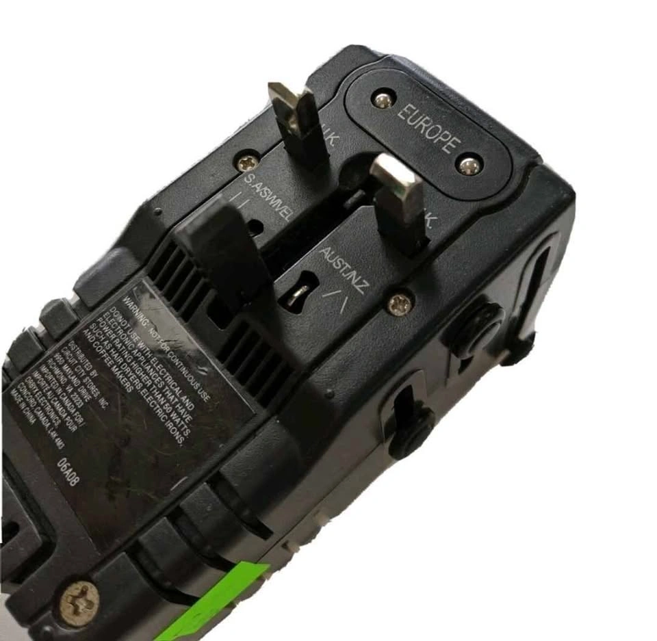 NEXXTECH Multi-Nation Universal Travel Adapter 50W - photo 4