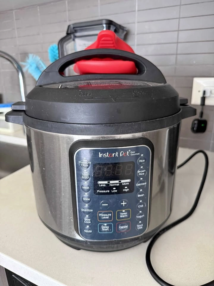 Instant Pot Duo Gourmet 60 - 6 Qt Multi-Cooker