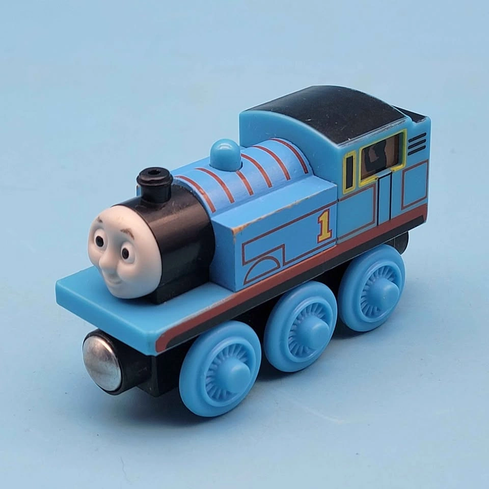 THOMAS LIGHT-UP REVEAL (2015) Engine Wooden Railway VHTF - photo 2