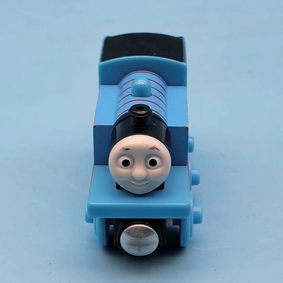 THOMAS LIGHT-UP REVEAL (2015) Engine Wooden Railway VHTF - photo 3