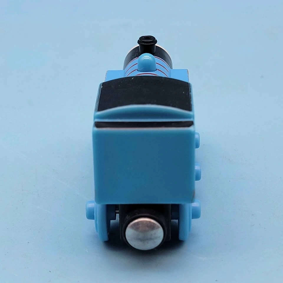THOMAS LIGHT-UP REVEAL (2015) Engine Wooden Railway VHTF - photo 5