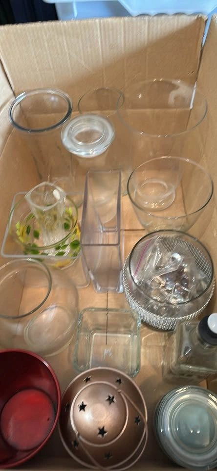 Assorted Glass Vases and Decorative Containers - $10 - photo 4