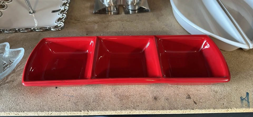 Assorted Christmas and Holiday Serving Dishes - $5 for everythi - photo 5