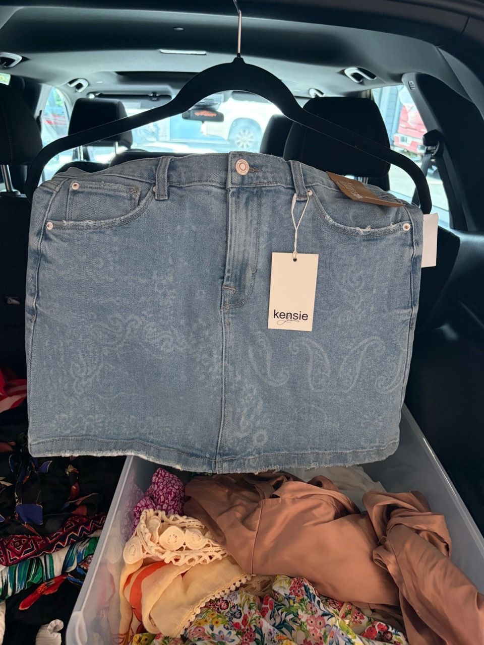 Kensie Jeans Vintage Luxe Denim Skirt Size 8 - photo 2