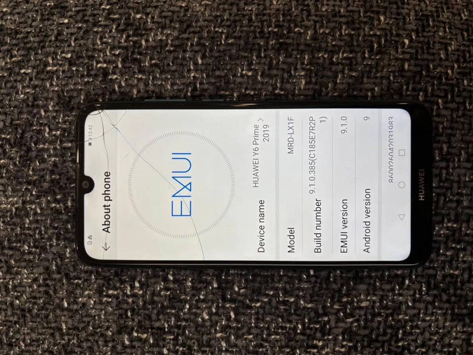 Huawei Y6 Prime 2019 - photo 2