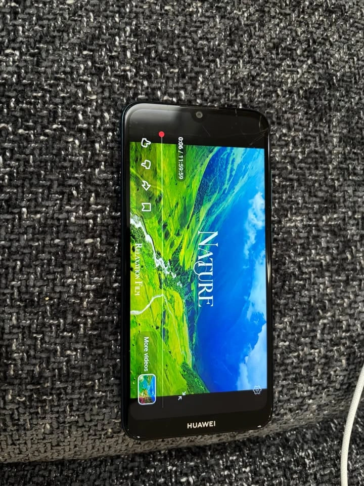 Huawei Y6 Prime 2019 - photo 3
