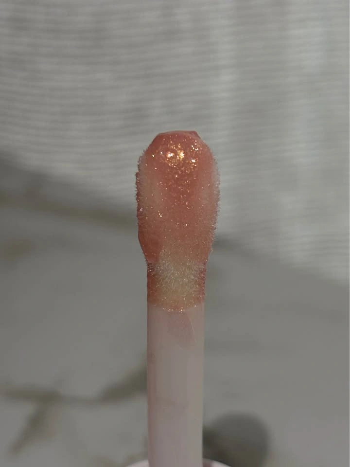 VELORA Handmade Lip Gloss | High Shine • Non-Sticky - photo 2