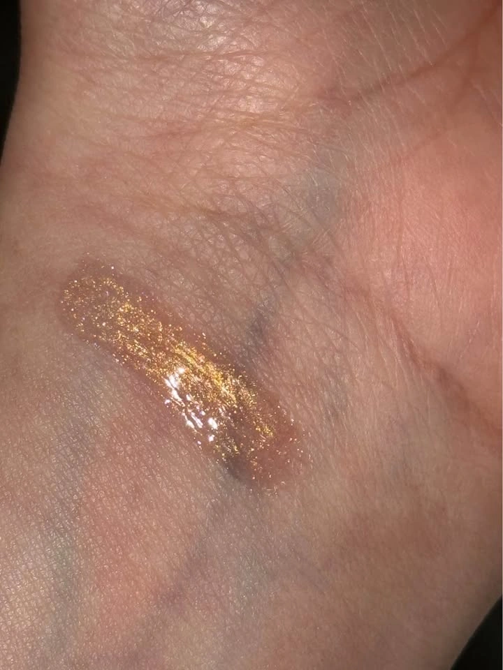 VELORA Handmade Lip Gloss | High Shine • Non-Sticky - photo 5