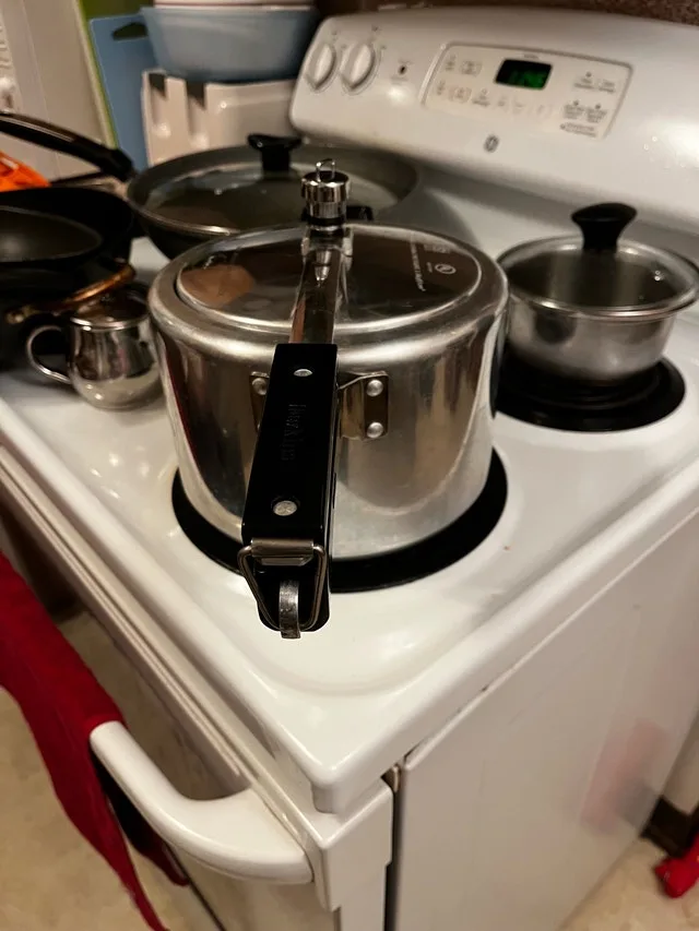 Hawkins Classic Pressure Cooker - photo 2
