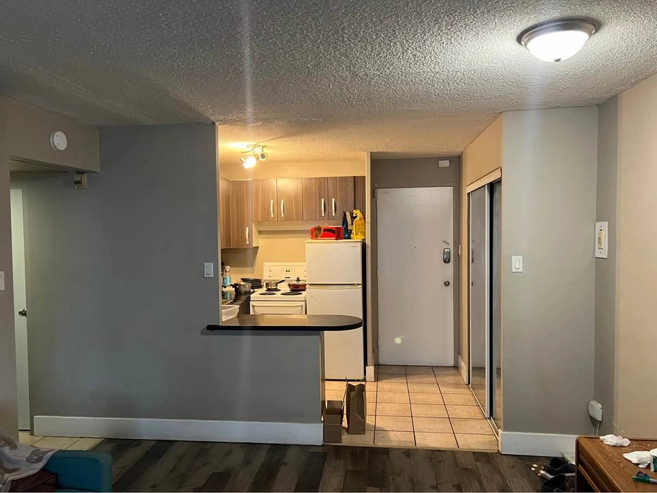 Private room for rent - photo 2