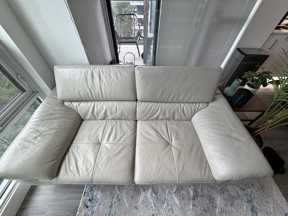 Mobilia Off-white Leather Couch w/ Adjustable Headrest