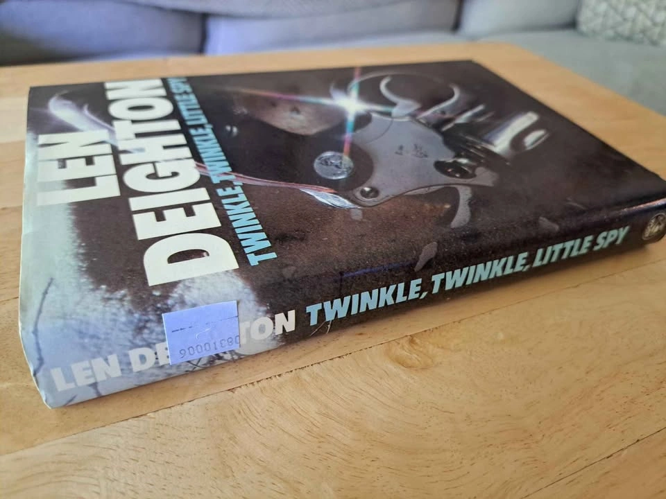 Twinkle Twinkle Little Spy - Len Deighton 1976 First Edition - photo 2