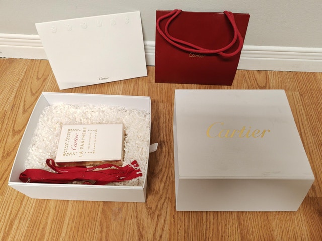 Cartier La Panthère Eau de Toilette - New Gift Packaging
