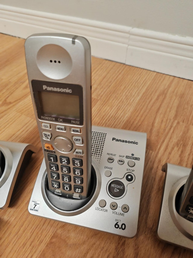 Panasonic DECT 6.0 Cordless Phone Set - photo 3