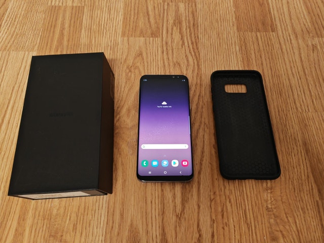 Samsung Galaxy S8+ 64GB SM-G955W with Original Box and Case