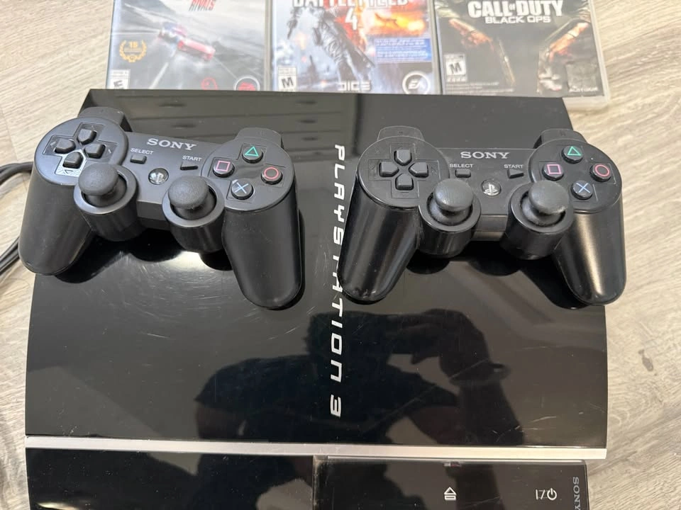 Original PS3 for sale - photo 2