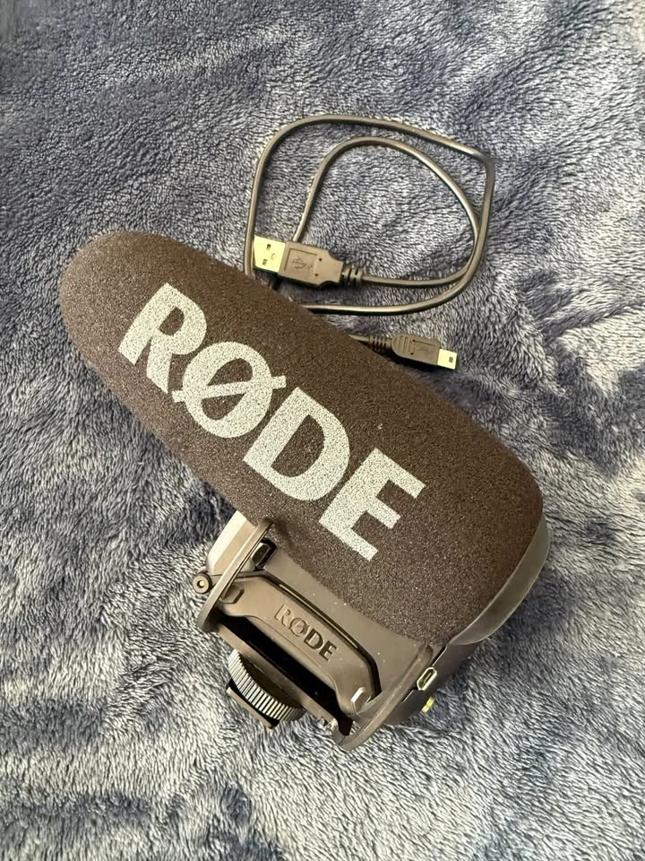 RODE VideoMic Pro+ - Camera-Mount Shotgun Mic - photo 2