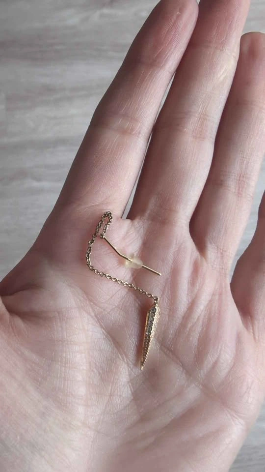 Gold Spike Chain Earring with Crystals. Single. - photo 3