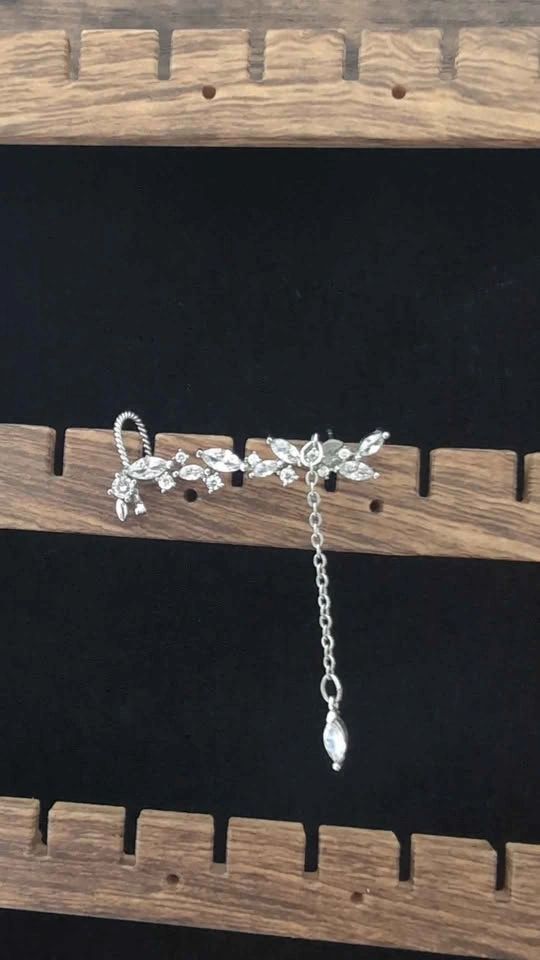 Ear crawler with rhinestones - photo 3