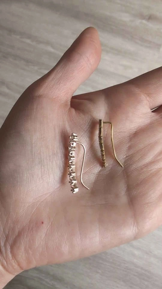Set of 2 Pairs of Ear Climber Earrings - photo 4