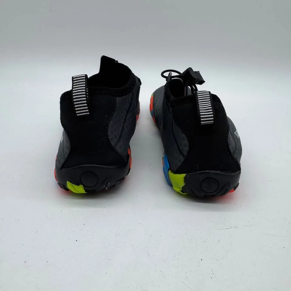 Simari Water Shoes US 7.5 image indicator(2)