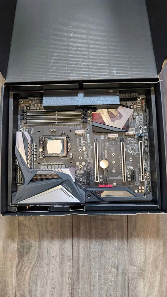 i9-9900KS + Z370 AORUS ULTRA GAMING - photo 2