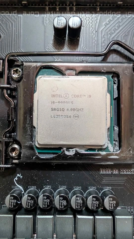 i9-9900KS + Z370 AORUS ULTRA GAMING - photo 3