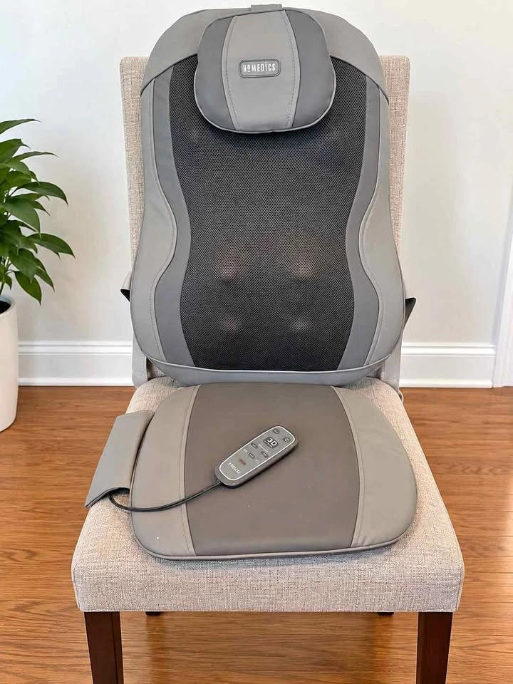 HoMedics MCS-615H Triple Shiatsu Pro 3D Massage Cushion