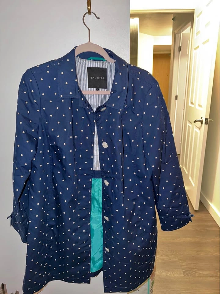 Polka dot jacket size 12