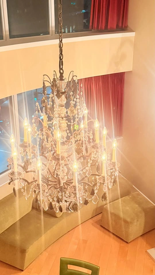Large 15-Light Crystal Chandelier – Stunning Statement Piece - photo 5