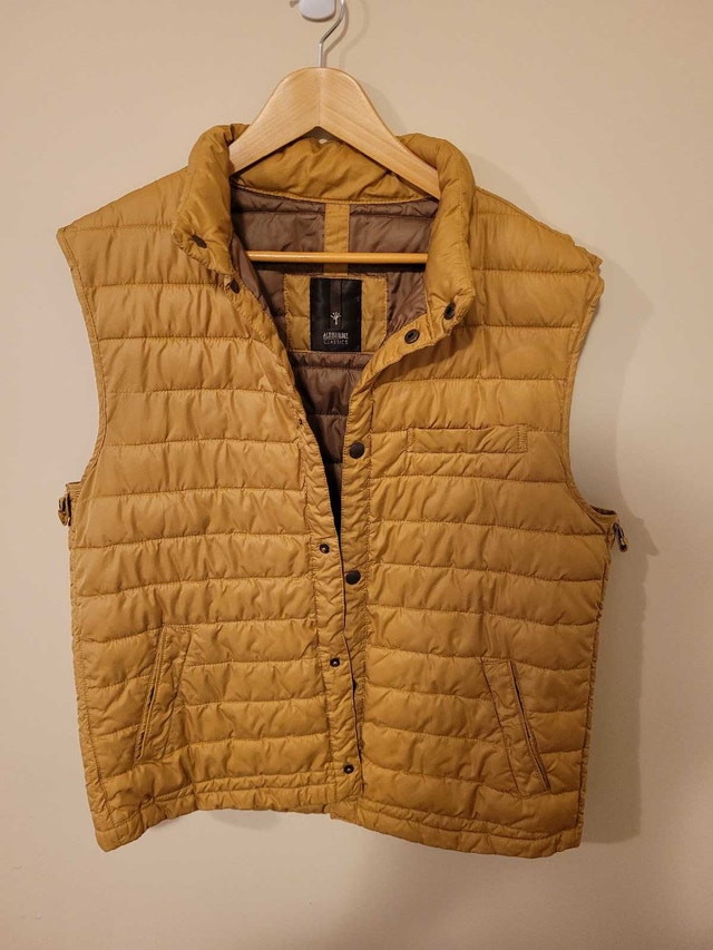 Vintage Limited Edition Men's Quilted Puffer Vest Size Large