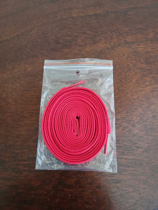 Brand New Men's Bright Red Flat Woven Shoelaces