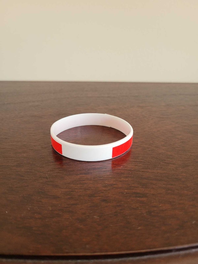 New Red And White National Flag Of Turkey Silicone Wristband - photo 2