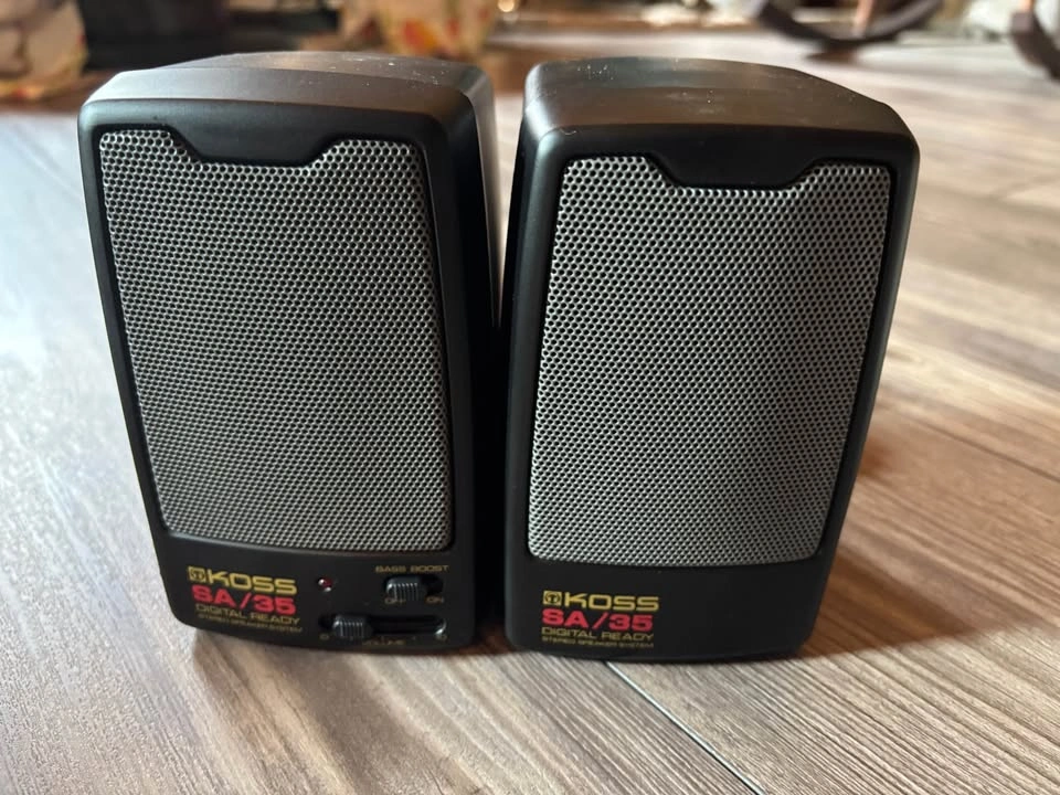 KOSS SA/35 PORTABLE DESKTOP SPEAKERS WITH BASS BOOST - photo 2